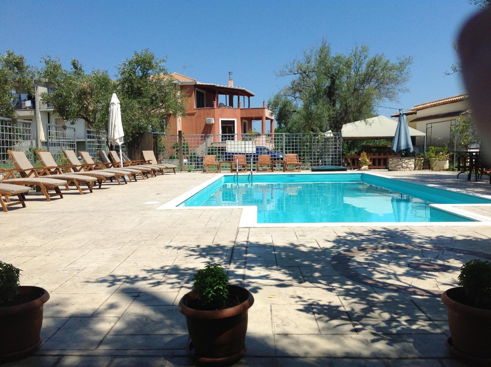 ليغيا Hotel Avra المظهر الخارجي الصورة