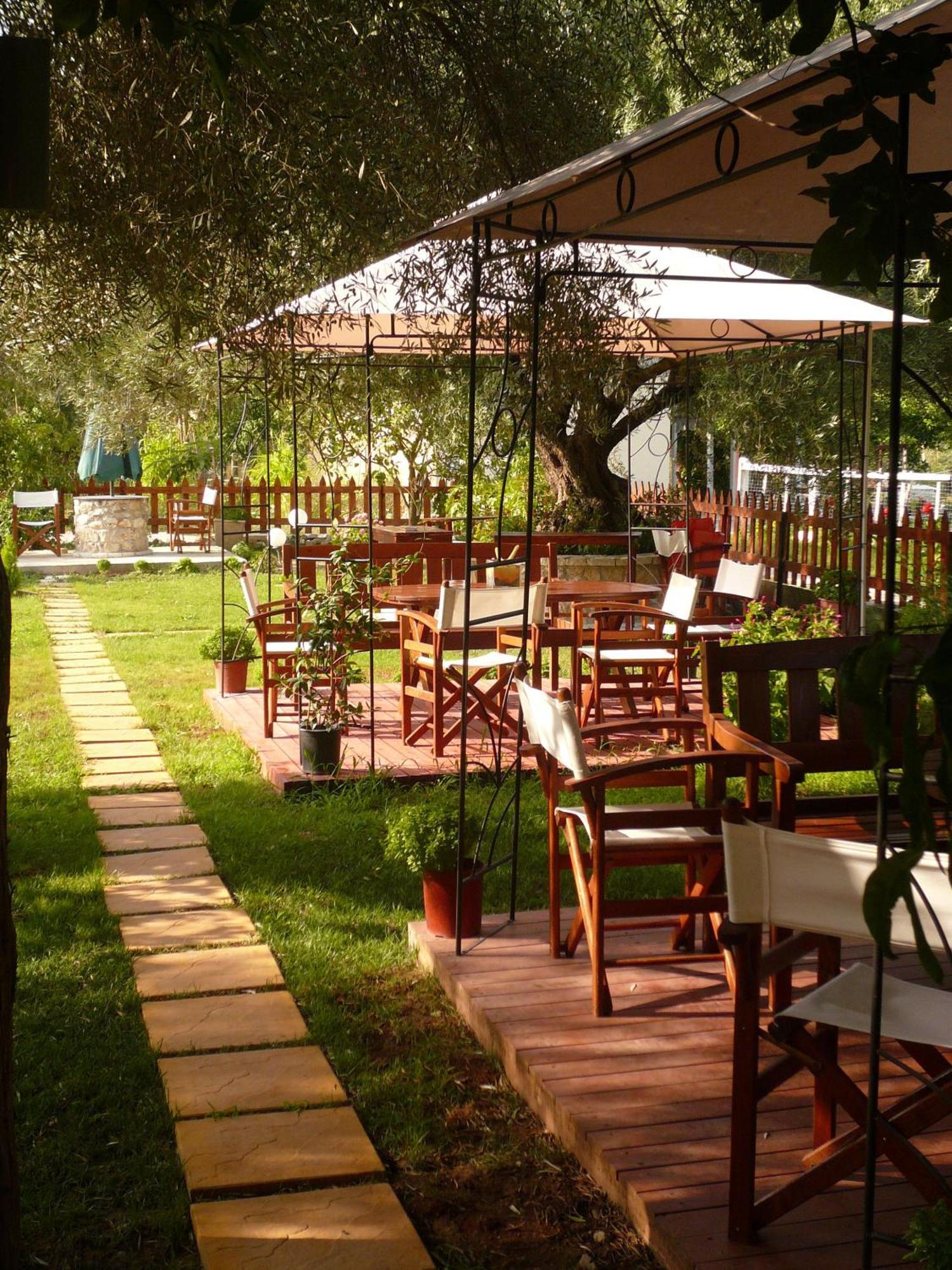 ليغيا Hotel Avra المظهر الخارجي الصورة